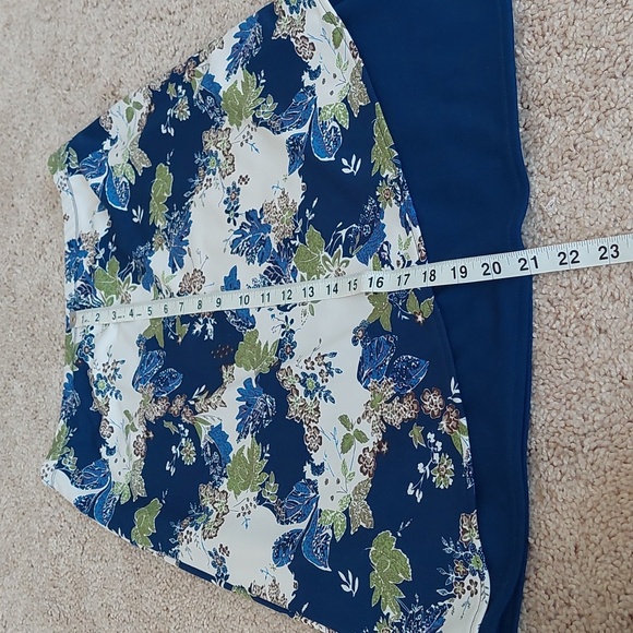 Petite Sophisticate skirt NWOT - Picture 5 of 7